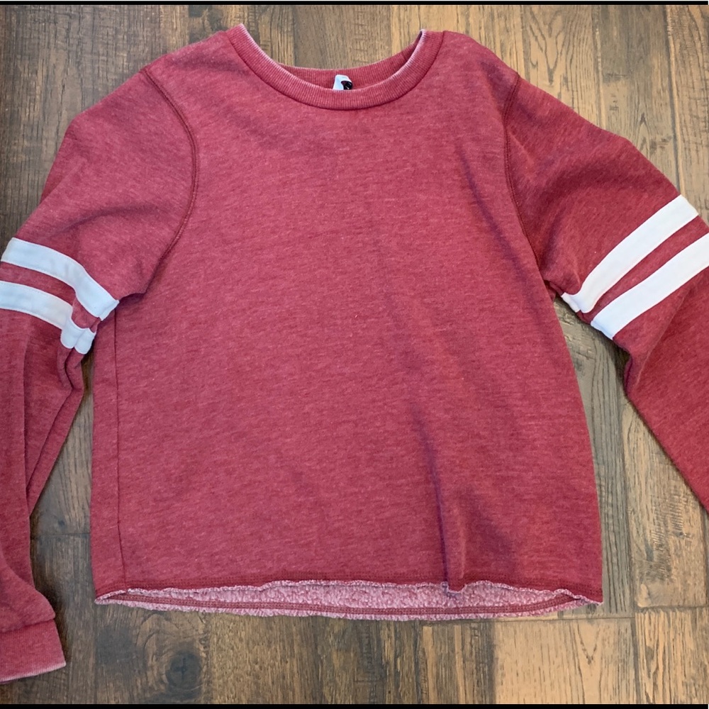 Basic college crewneck